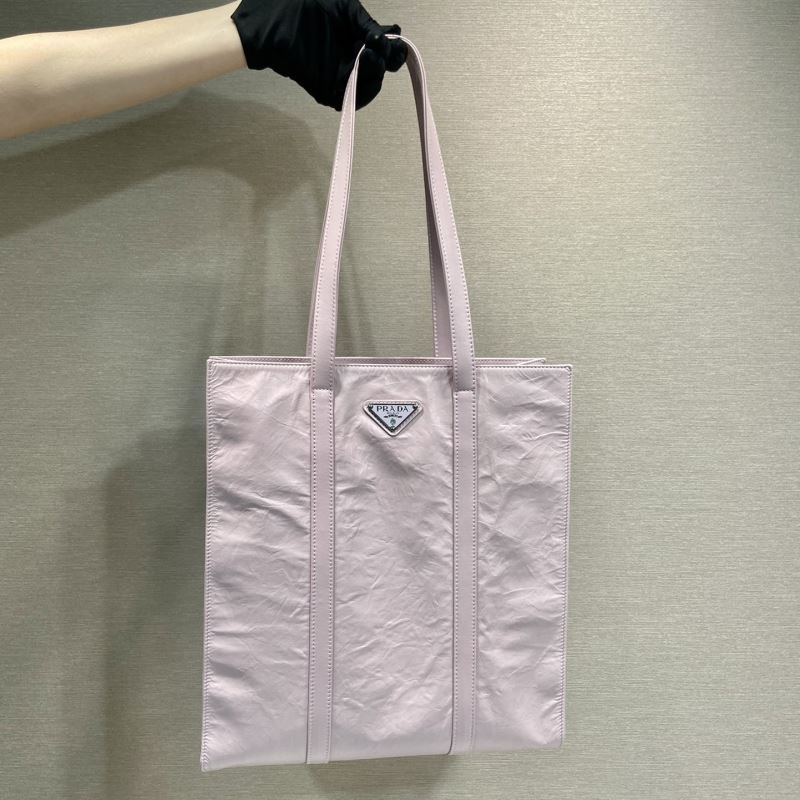 Pra*a tote bags